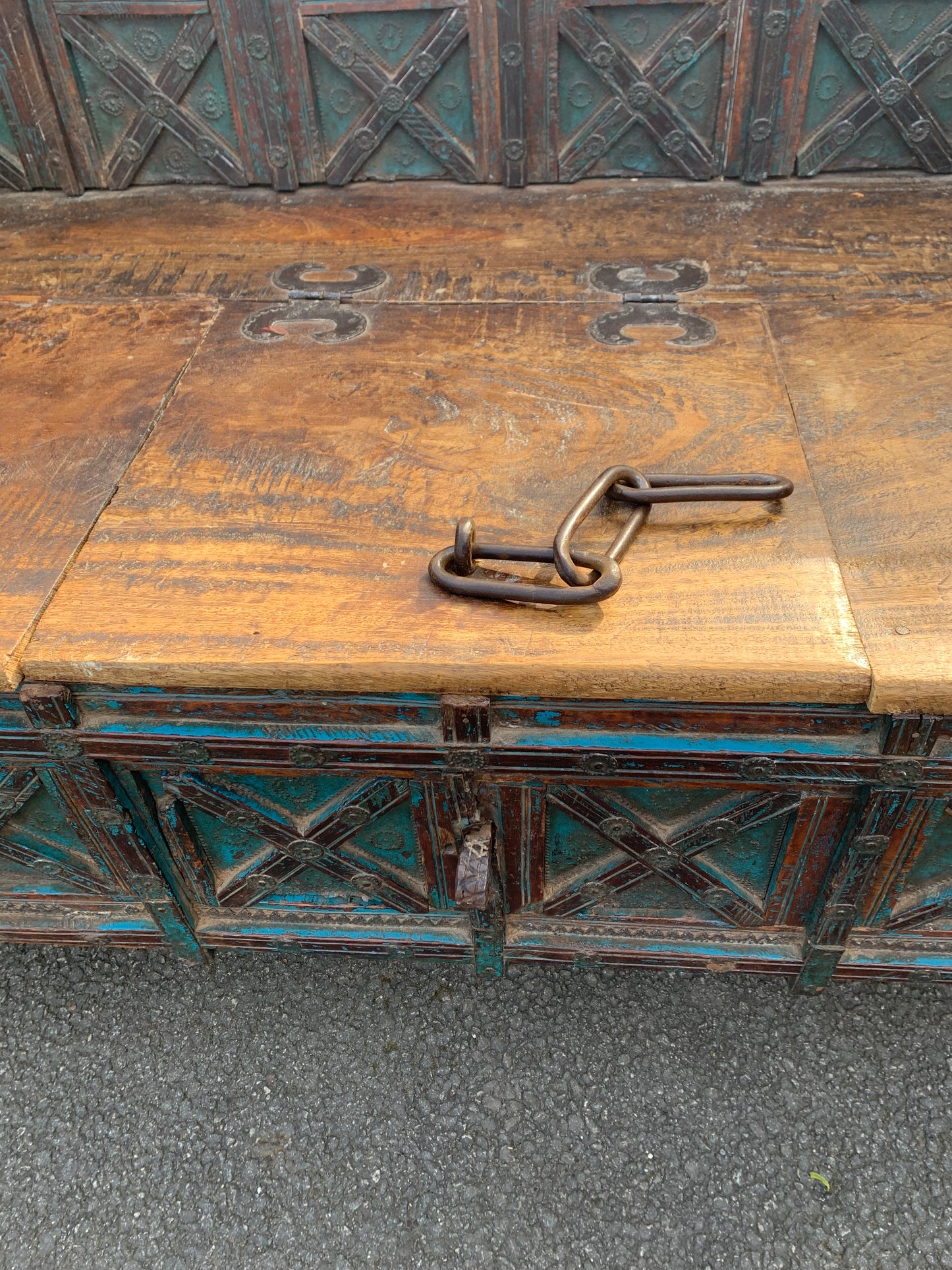 Antique Anglo-Indian DAMCHIYA Dowry Chest & Settle Bench.