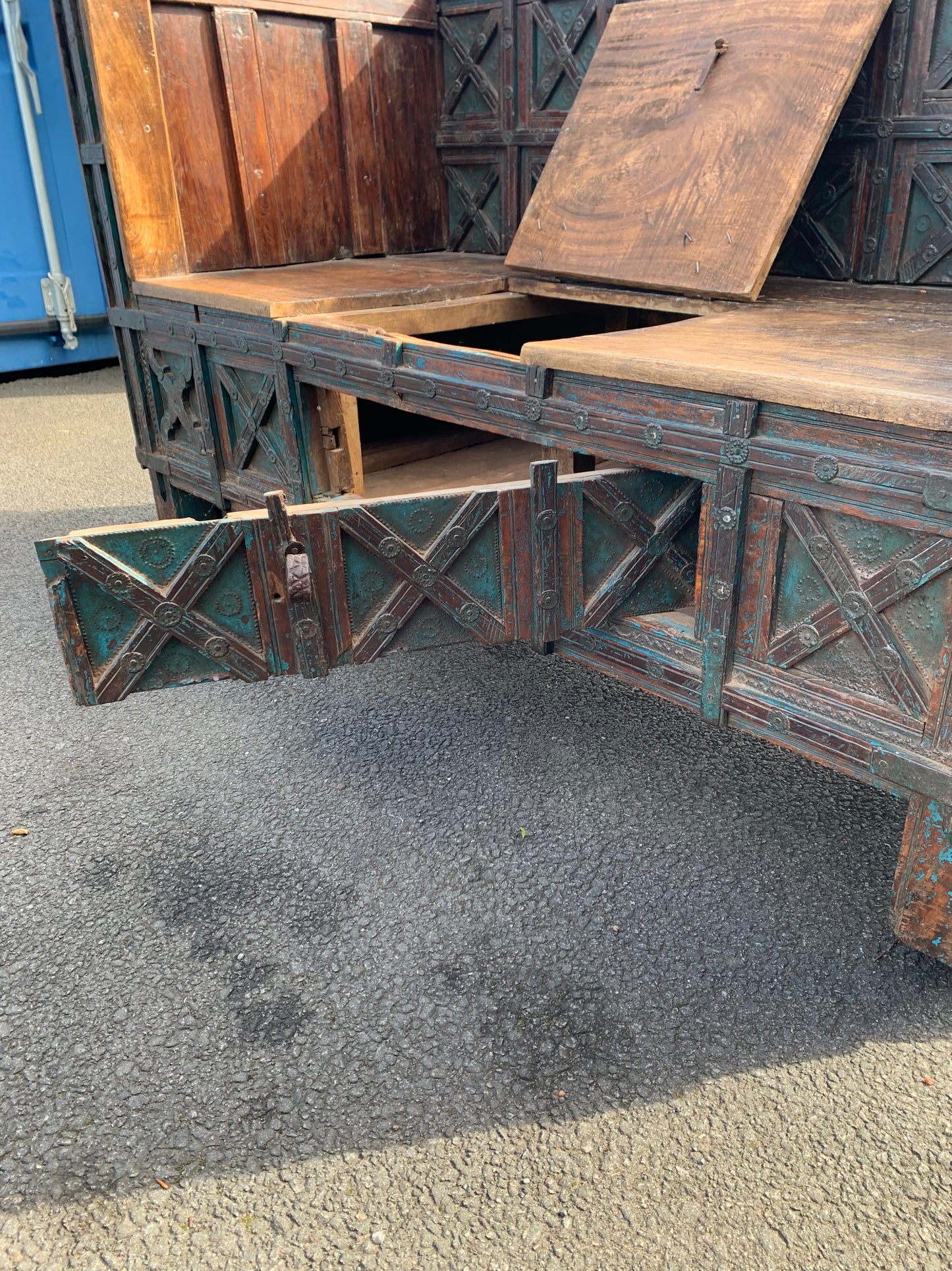 Antique Anglo-Indian DAMCHIYA Dowry Chest & Settle Bench.